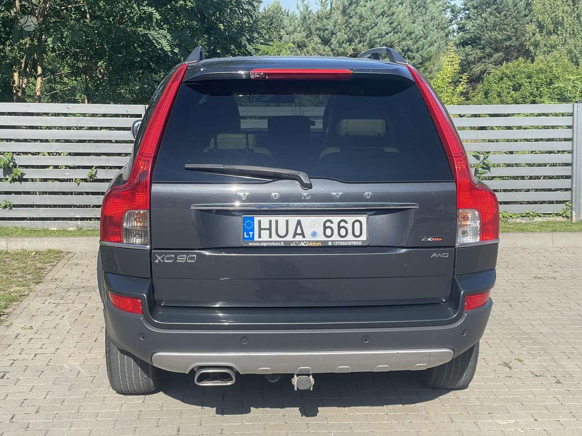 Volvo XC90 - 8