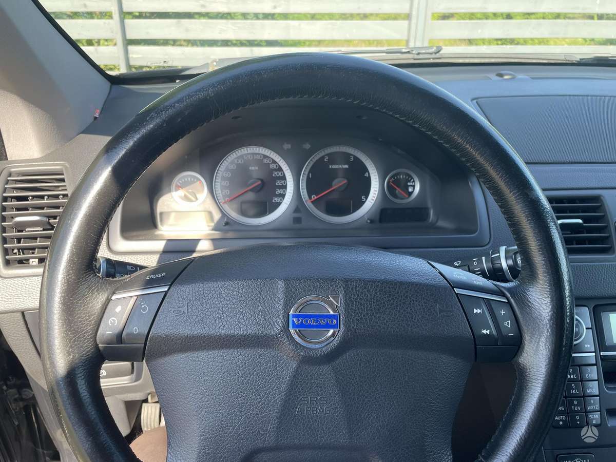 Volvo XC90 - 10