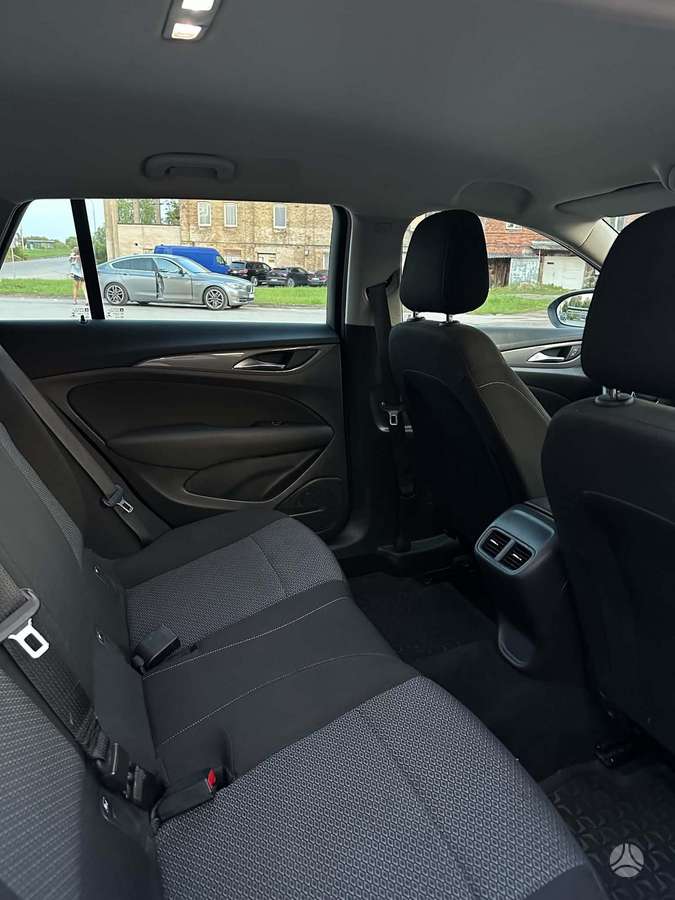 Opel Insignia, 1.6 l., Универсал