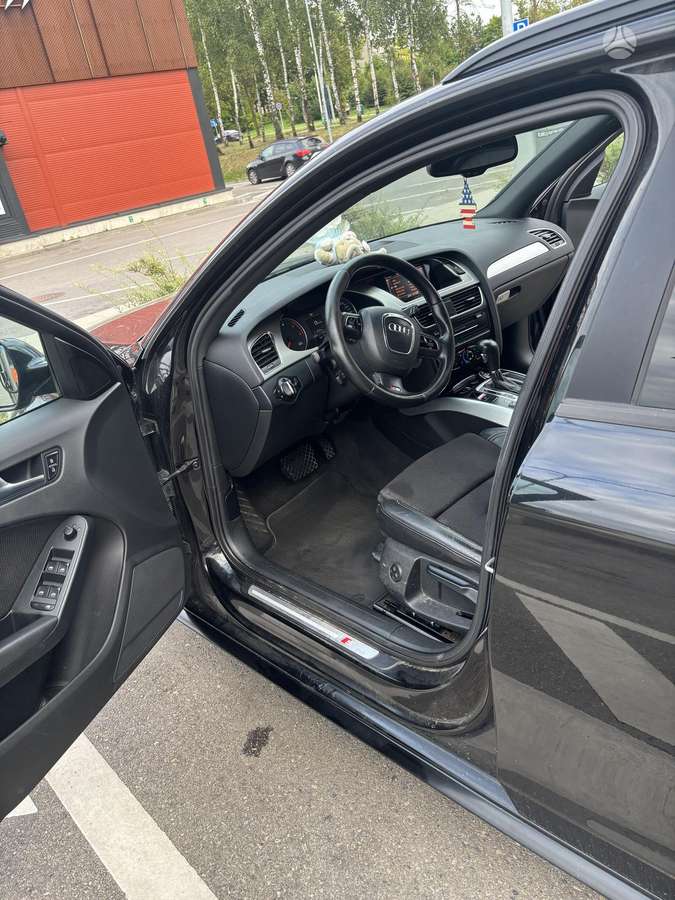Audi A4, 2.0 l., Универсал