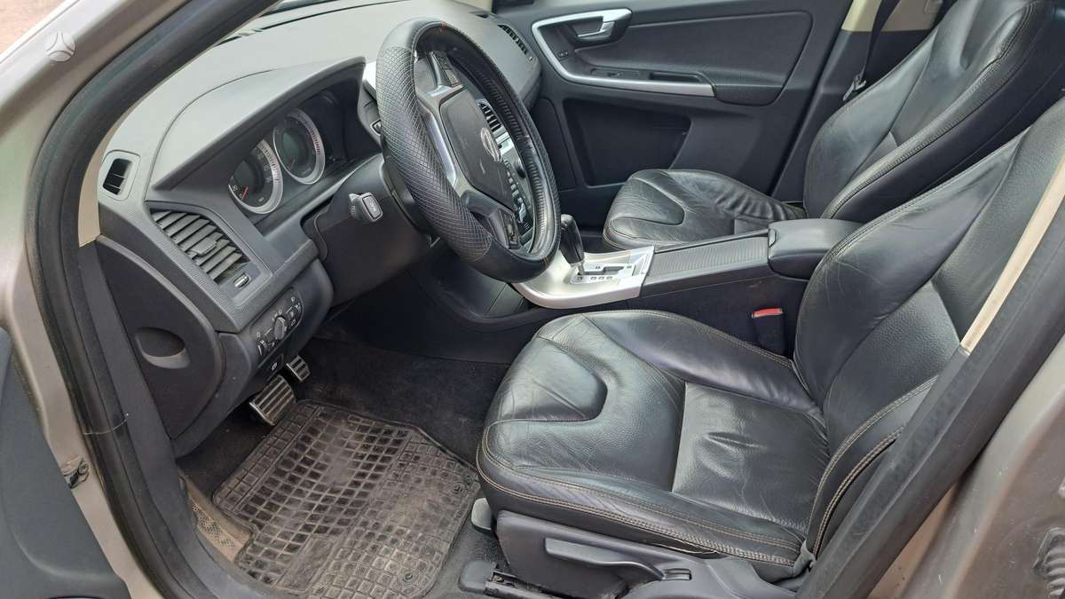 Volvo XC60 - 5