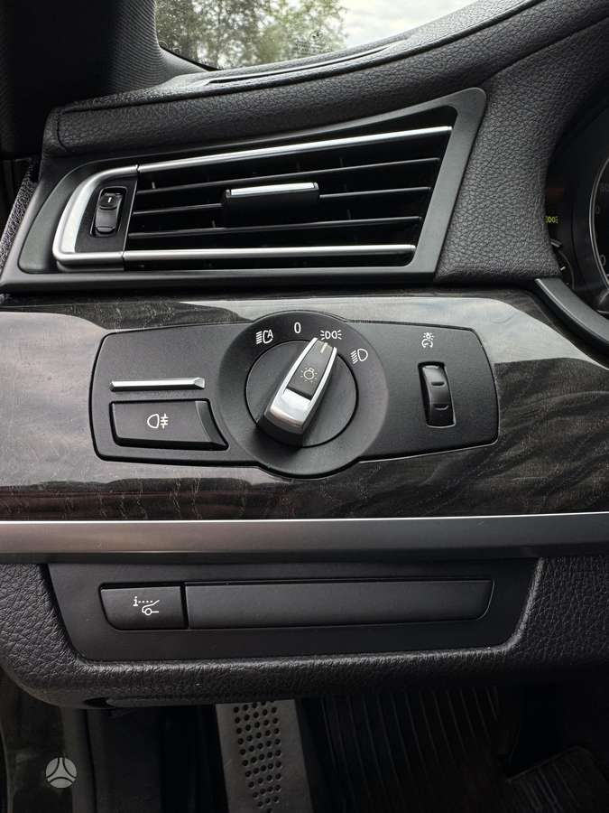 BMW 740, 3.0 l., Седан