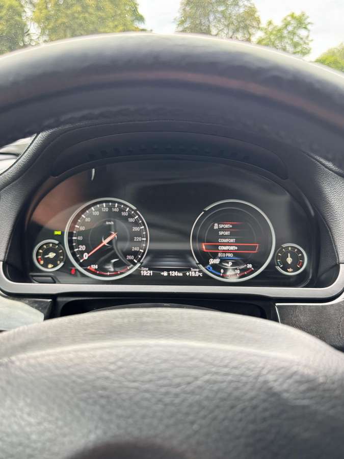 BMW 740, 3.0 l., Седан