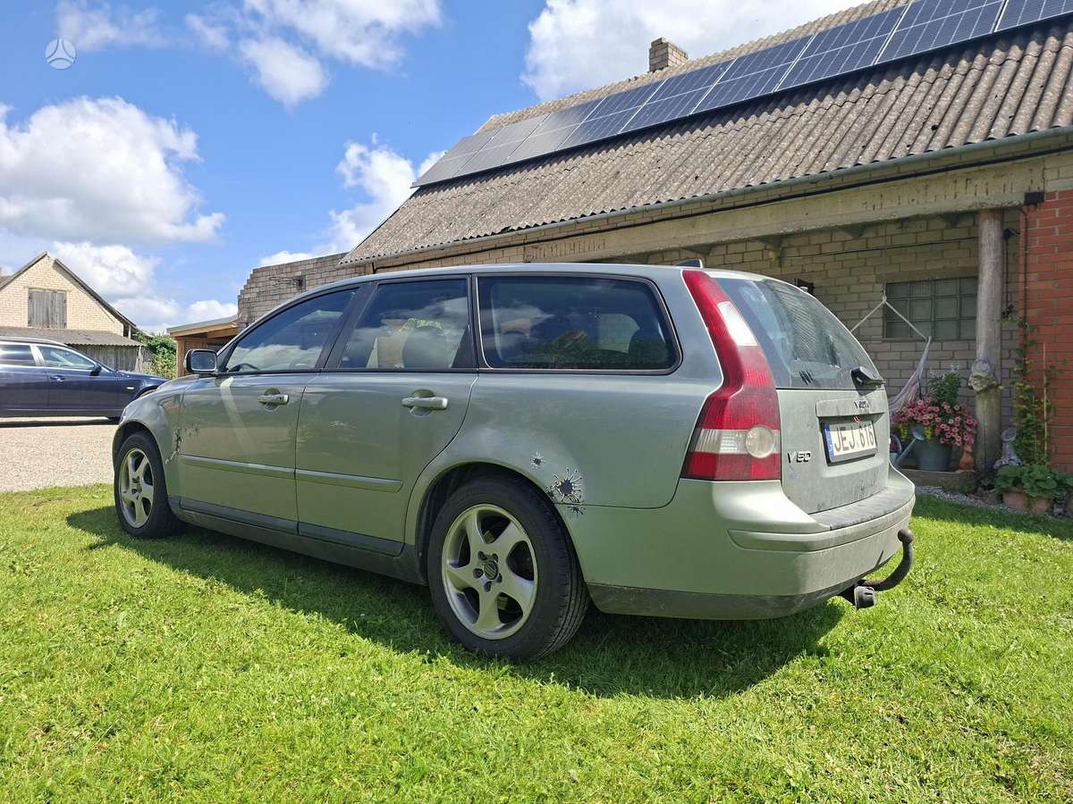 Volvo V50 - 3