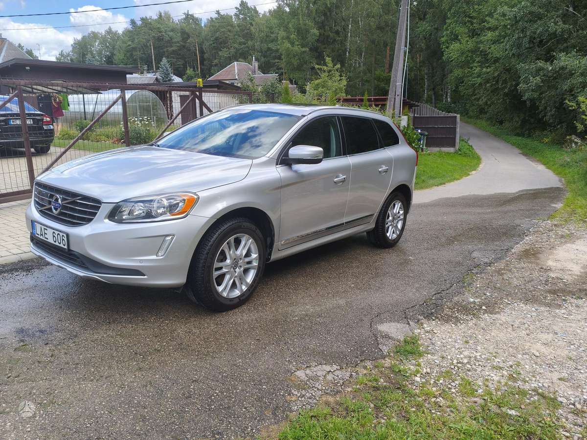 Volvo XC60 - 2