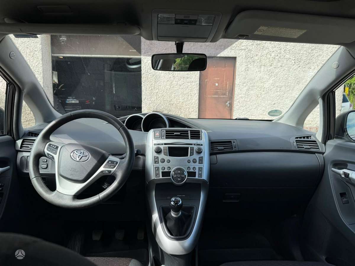Toyota Verso - 9