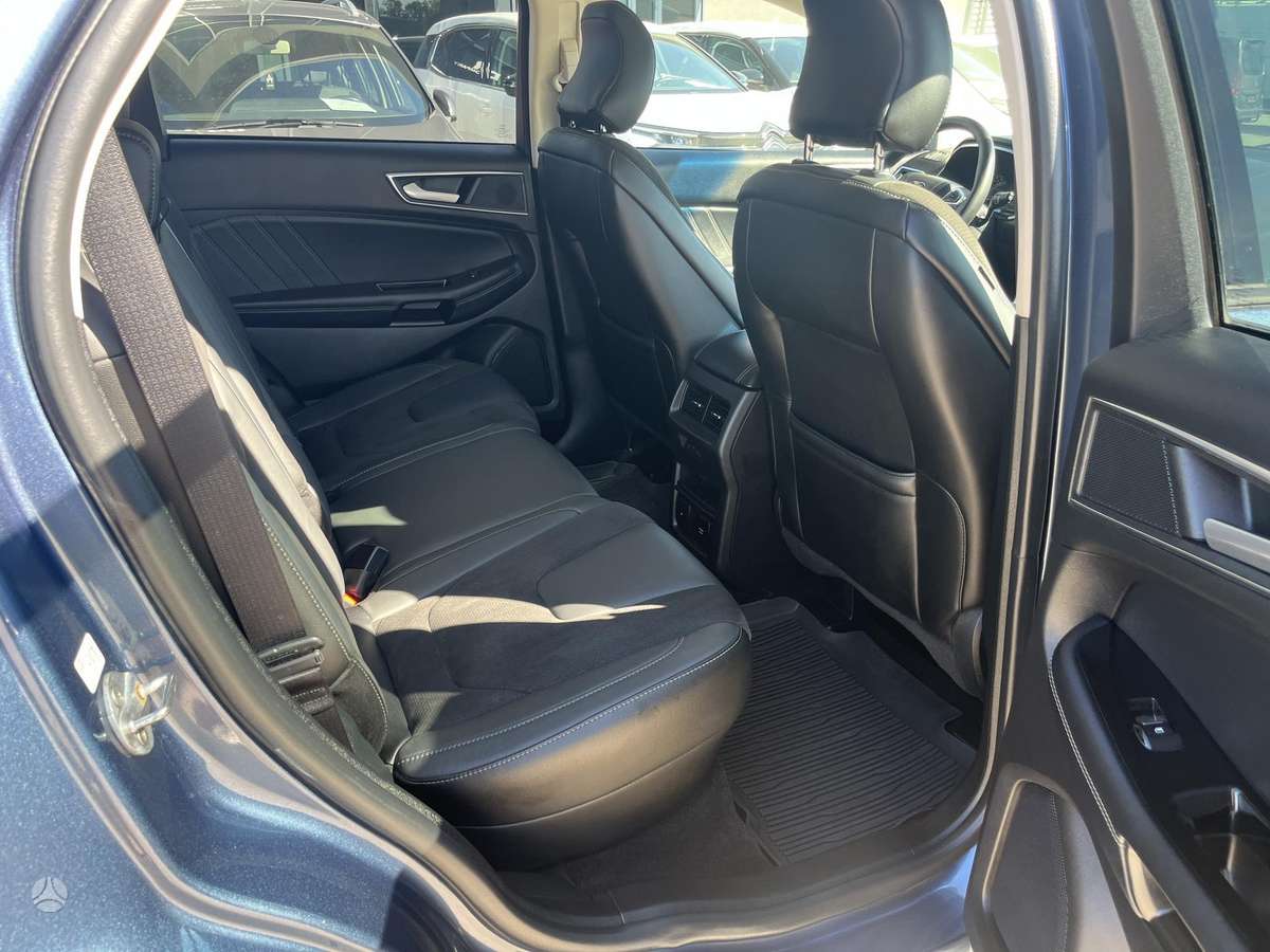 Ford Edge, 2.0 l., off-road / crossover