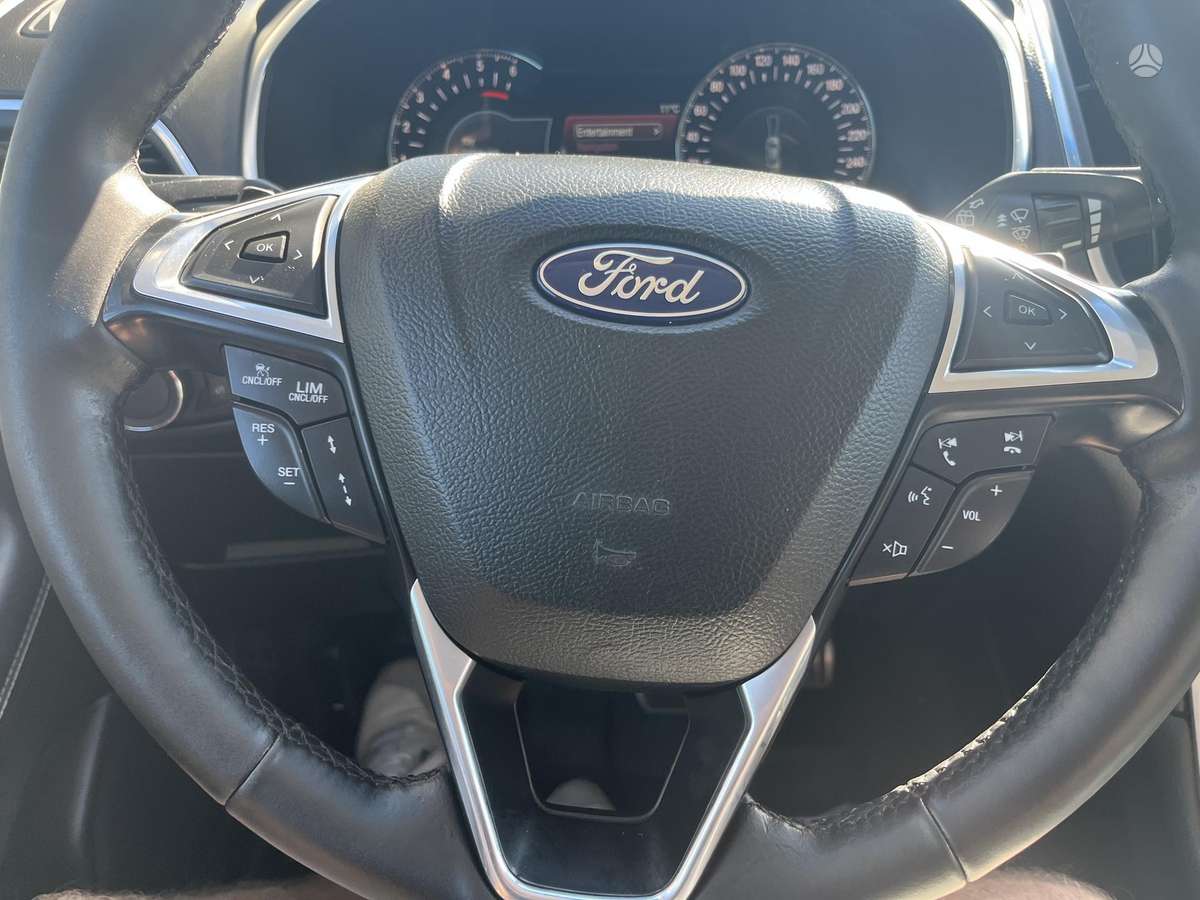Ford Edge, 2.0 l., off-road / crossover