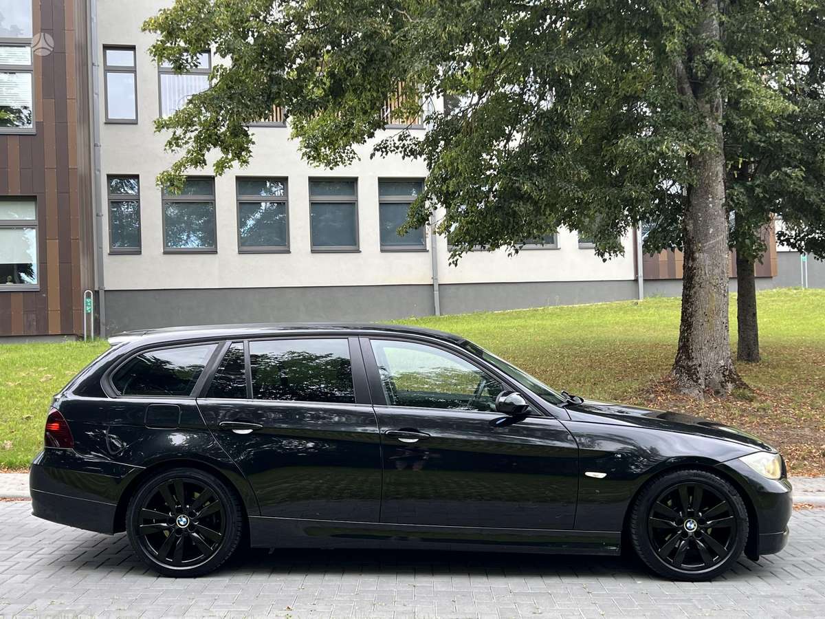 BMW 320, 2.0 l., wagon
