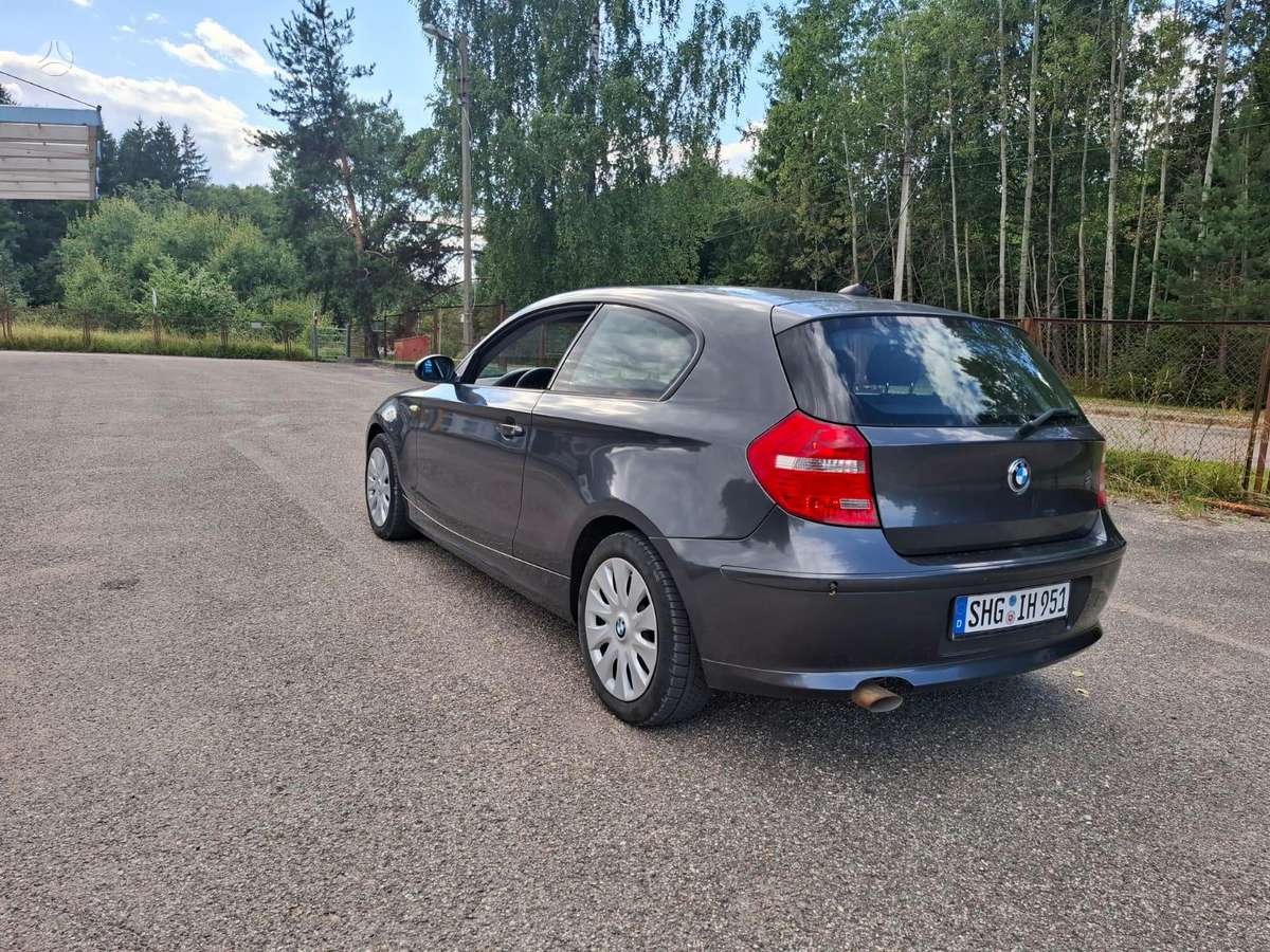 BMW 120, 2.0 l., hatchback