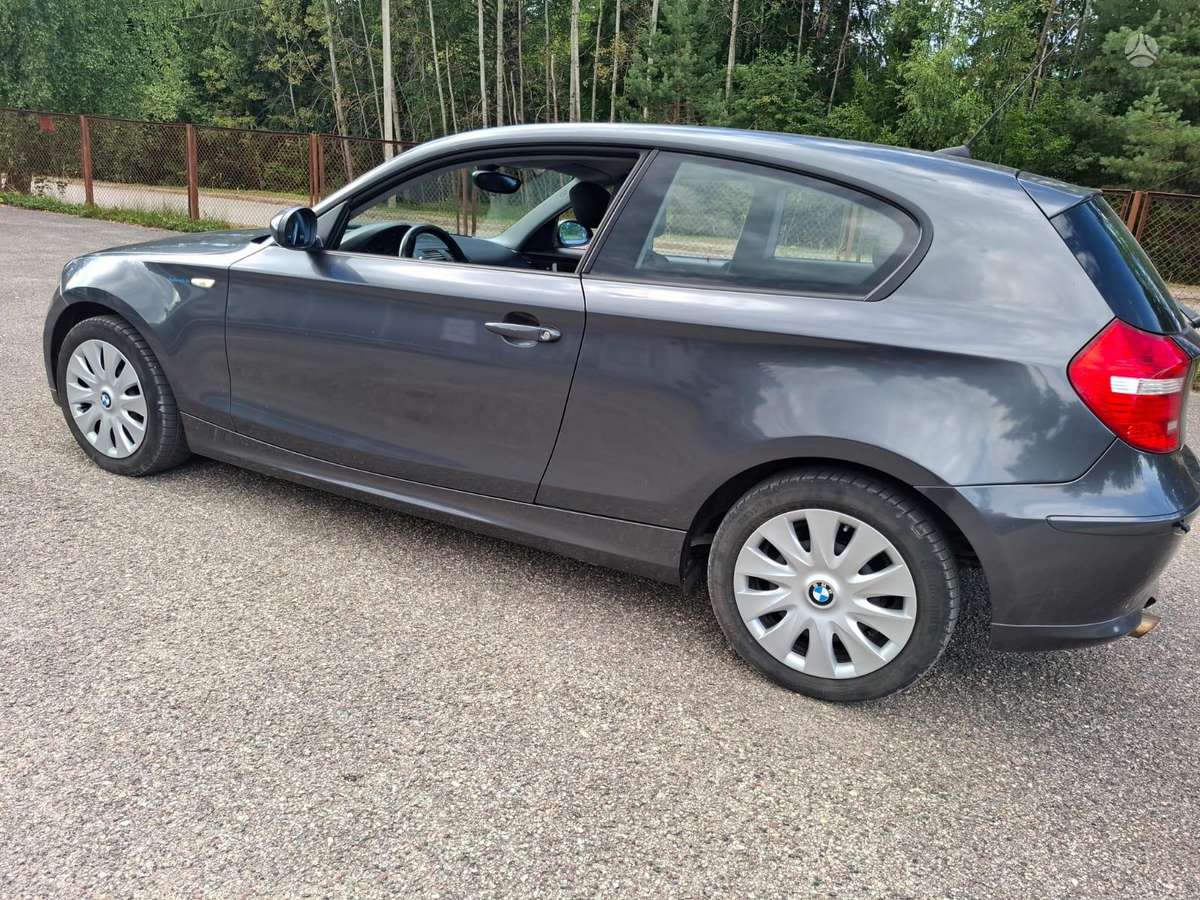 BMW 120, 2.0 l., Хэтчбек
