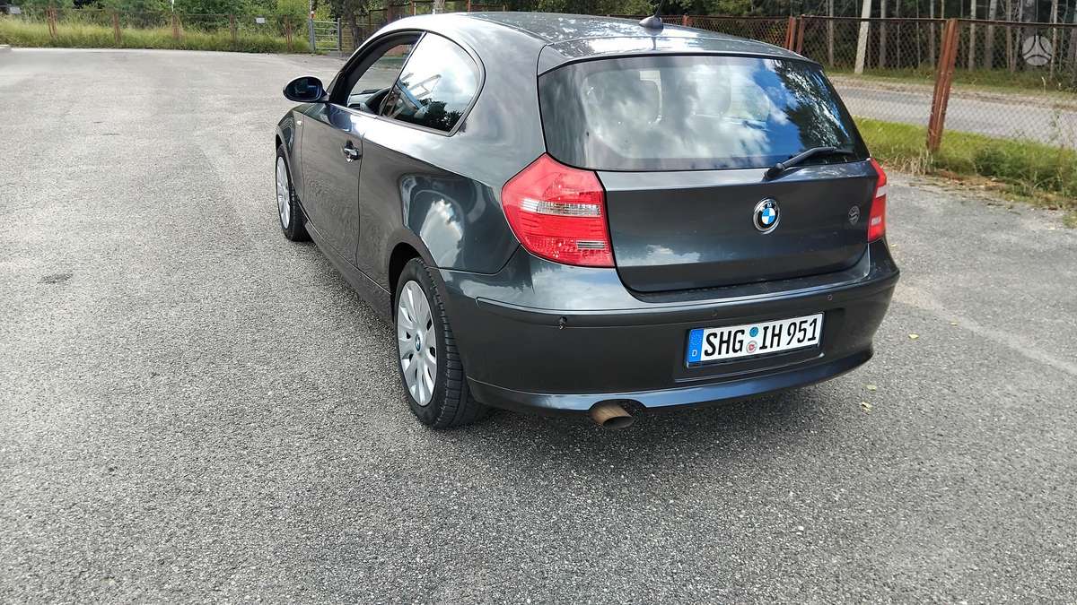 BMW 120, 2.0 l., hatchback