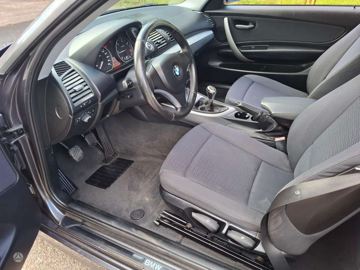 BMW 120, 2.0 l., Хэтчбек