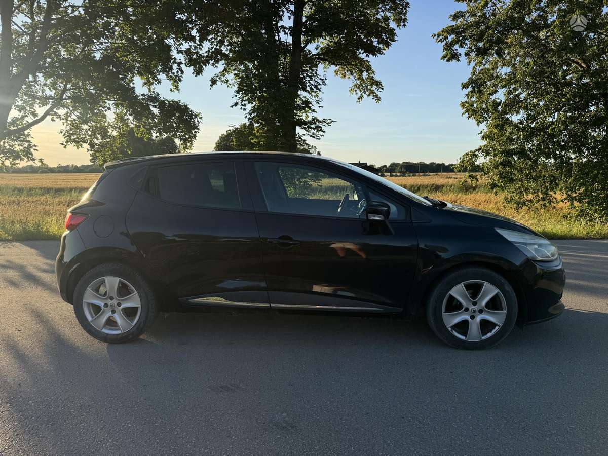 Renault Clio, Хэтчбек