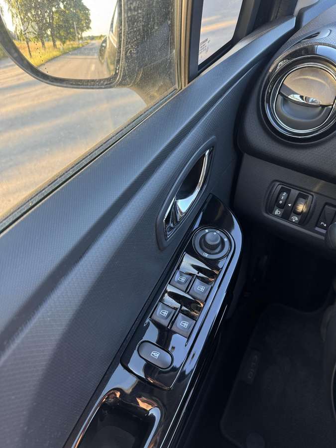 Renault Clio, hatchback