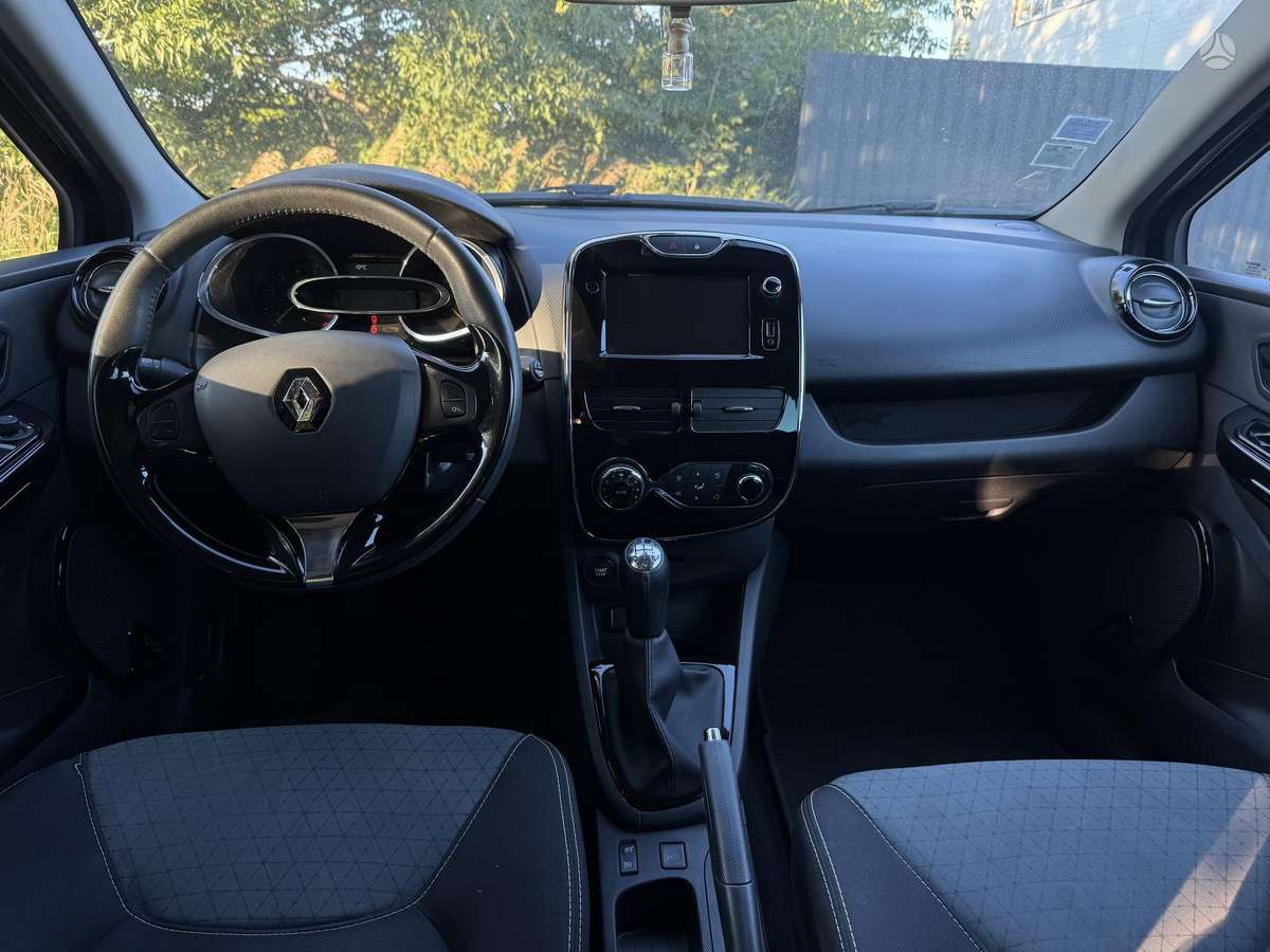 Renault Clio, Хэтчбек