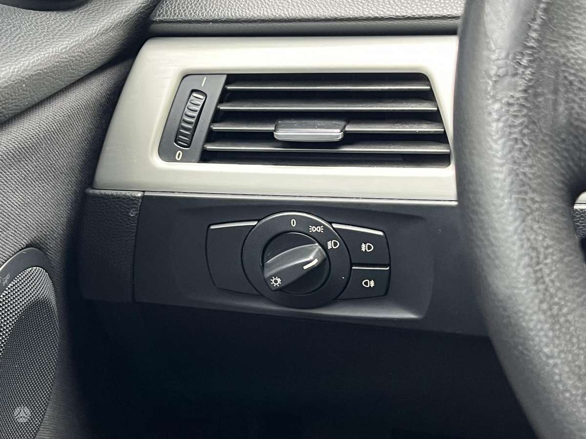 BMW 320, 2.0 l., universalas