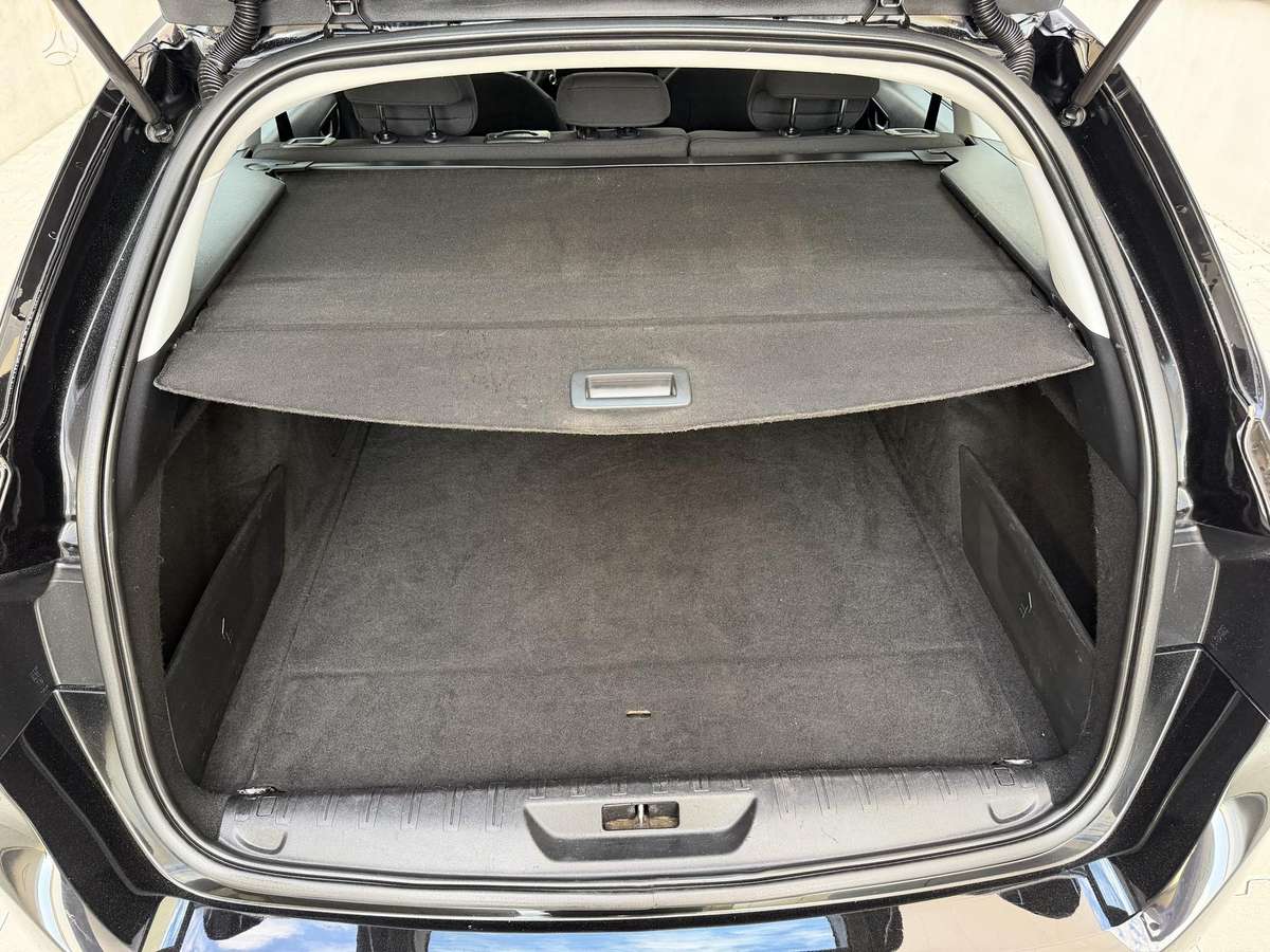 Peugeot 308, 1.6 l., Универсал