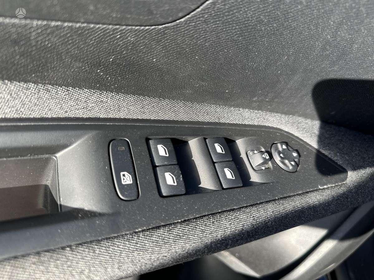 Peugeot 3008 - 10