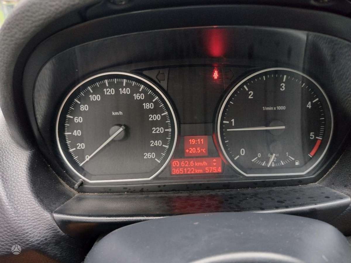 BMW 123, 2.0 l., hatchback