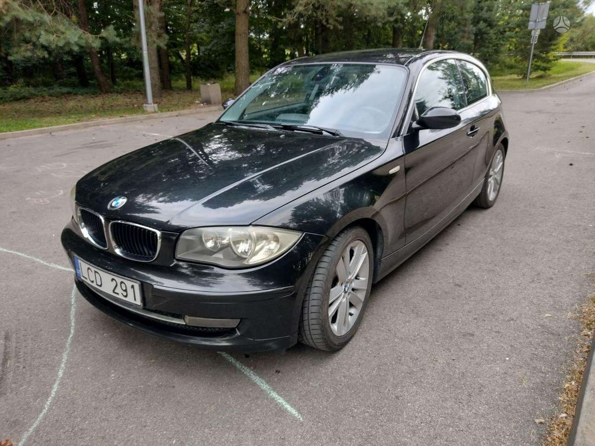 BMW 123, 2.0 l., hatchback