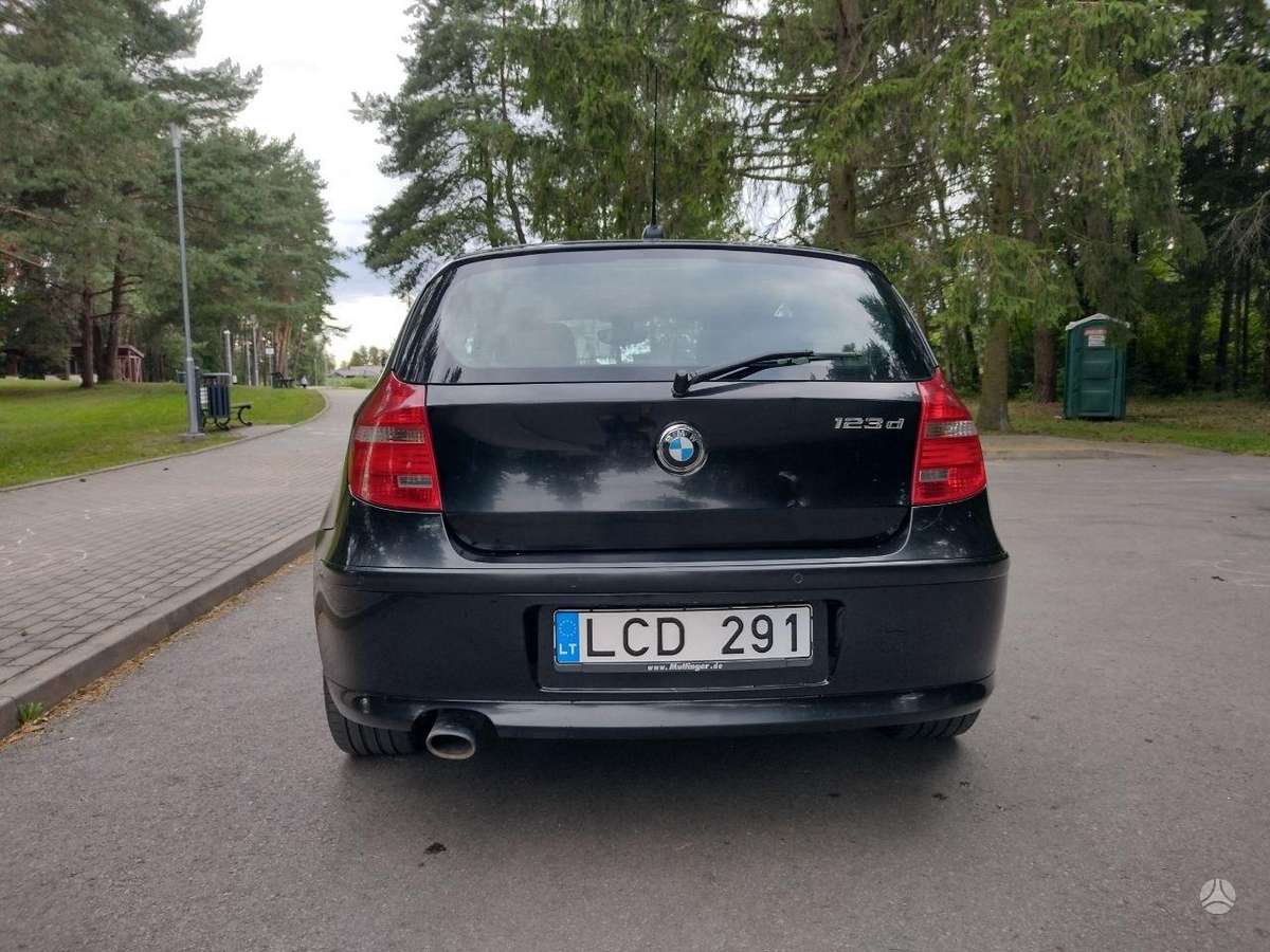 BMW 123, 2.0 l., hatchback