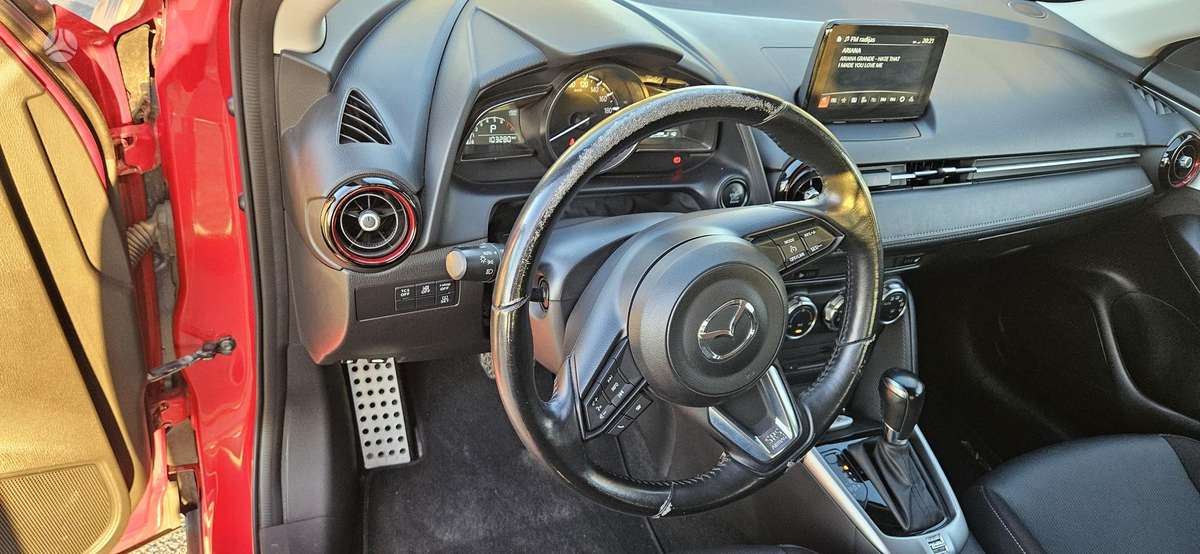 Mazda CX-3, 2.0 l., off-road / crossover