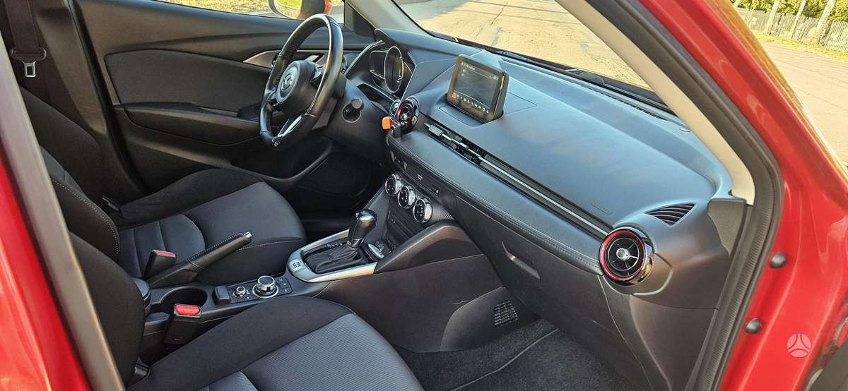 Mazda CX-3, 2.0 l., off-road / crossover