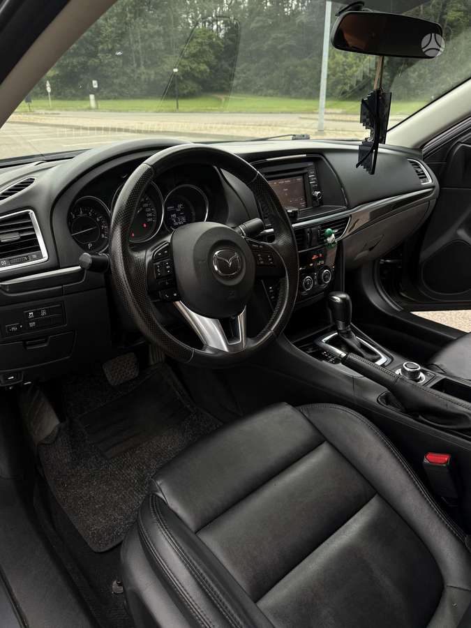 Mazda 6, 2.5 l., Седан