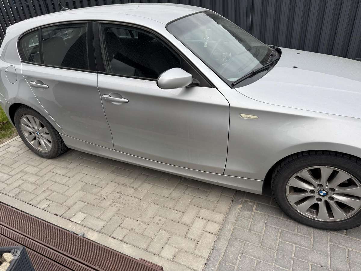 BMW 118, 2.0 l., Хэтчбек