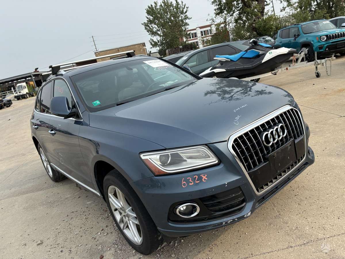 Audi Q5, 2.0 l., off-road / crossover
