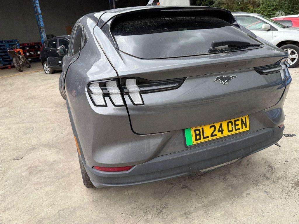 Ford Mustang Mach-E