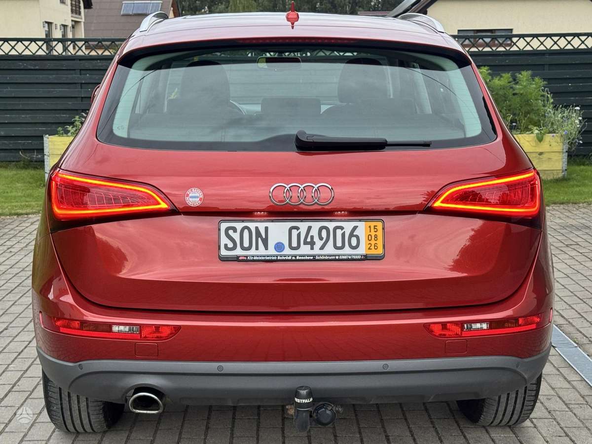 Audi Q5, off-road / crossover
