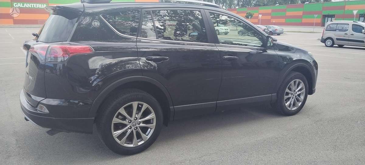 Toyota RAV4 - 3