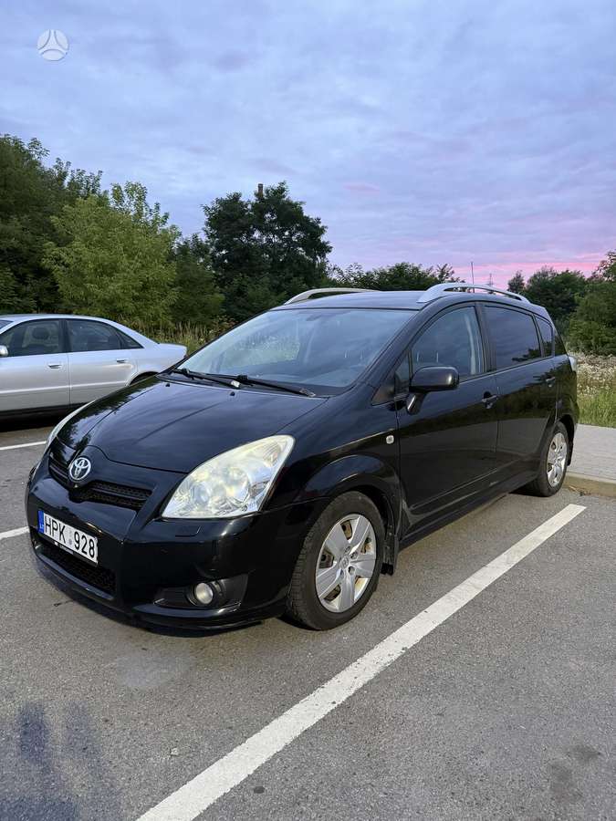 Toyota Corolla Verso - 1