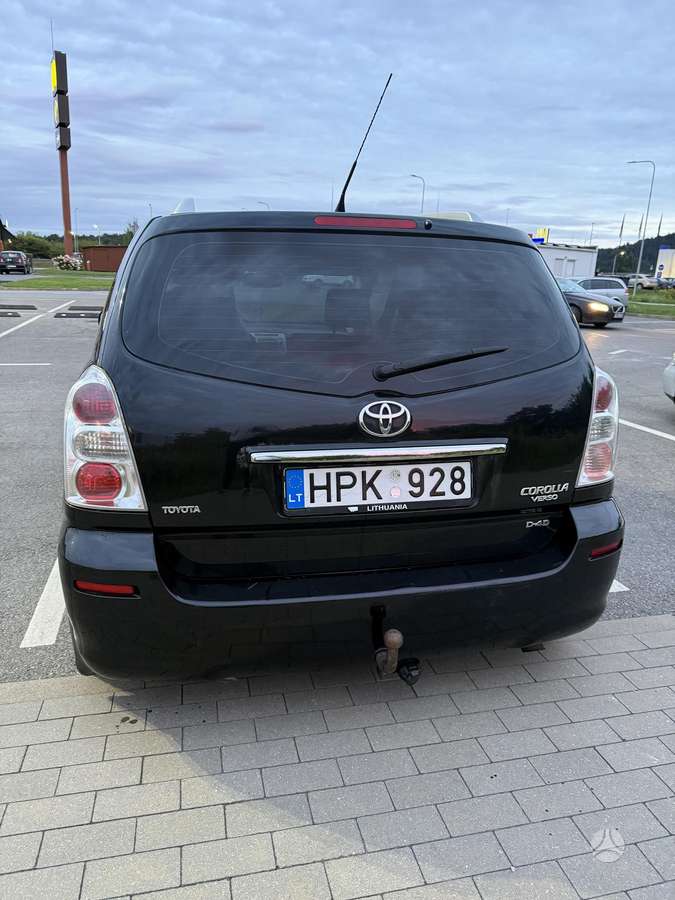 Toyota Corolla Verso - 4