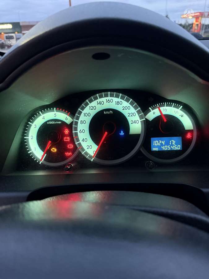 Toyota Corolla Verso - 7