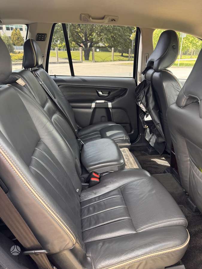 Volvo XC90, 2.4 l., Пикап