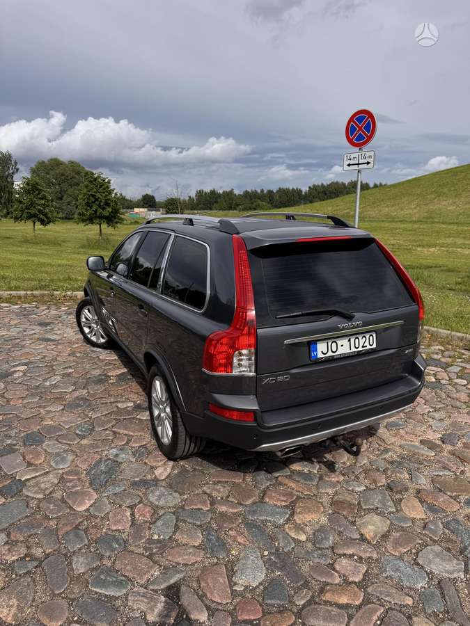 Volvo XC90, 2.4 l., Пикап