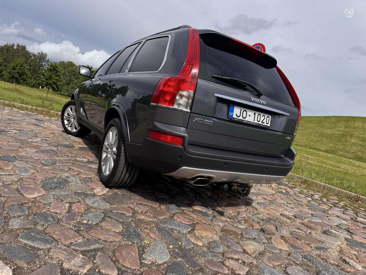 Volvo XC90, 2.4 l., Пикап