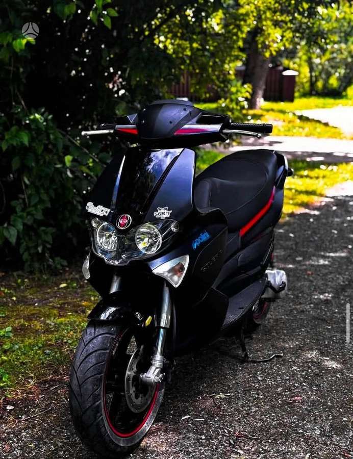 Gilera Runner 49cc, scooters / mopeds