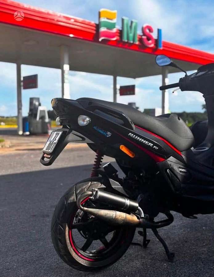 Gilera Runner 49cc, scooters / mopeds