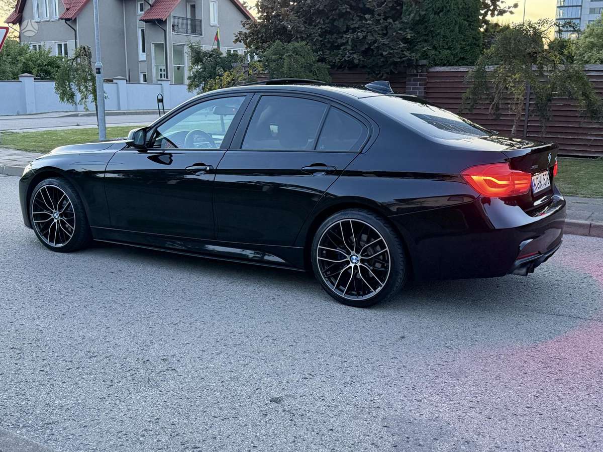 BMW 328, 2.0 l., Седан
