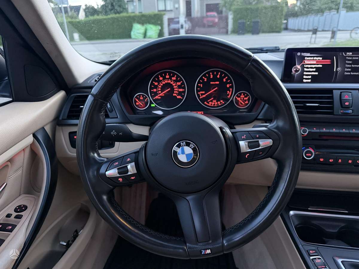 BMW 328, 2.0 l., Седан
