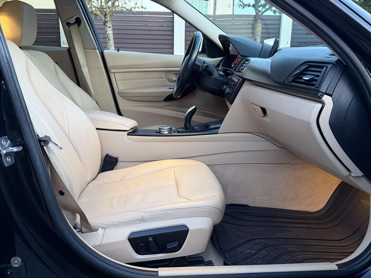 BMW 328, 2.0 l., Седан