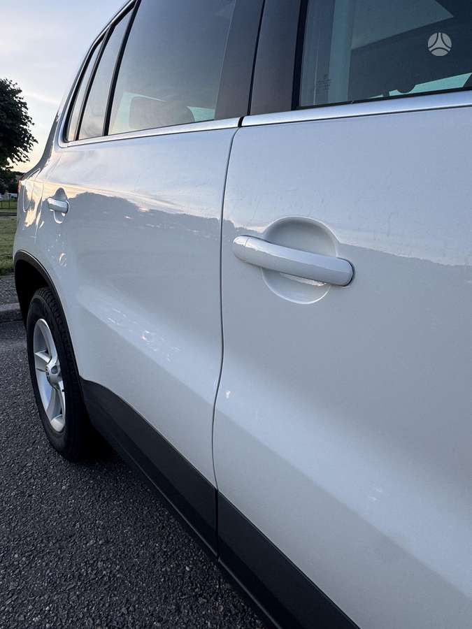 Volkswagen Tiguan - 8