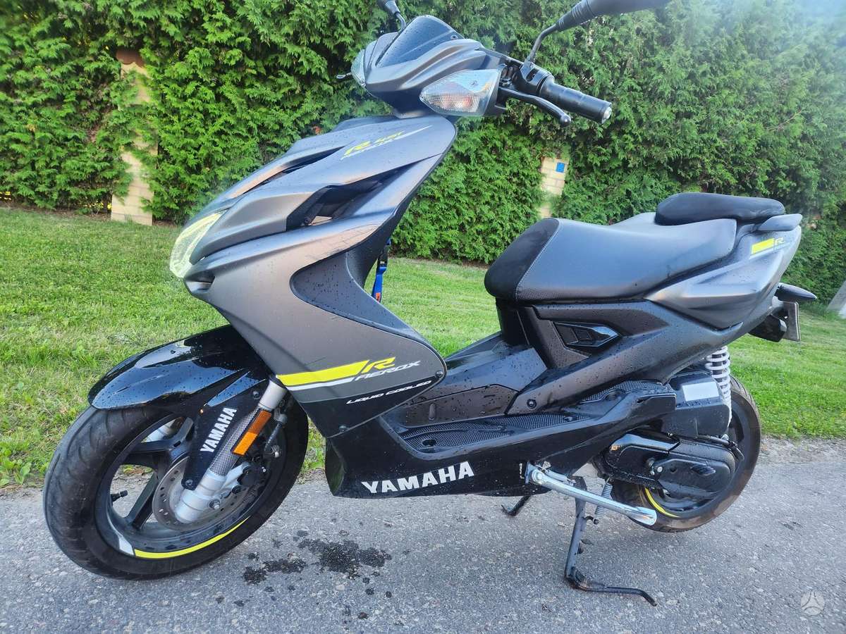 Yamaha Aerox 49cc, scooters / mopeds