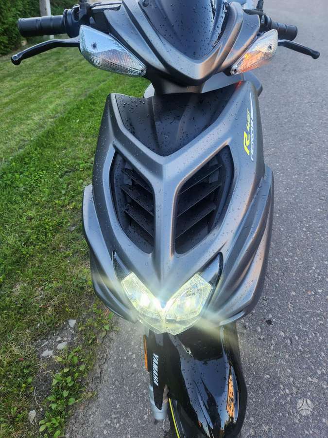 Yamaha Aerox 49cc, scooters / mopeds