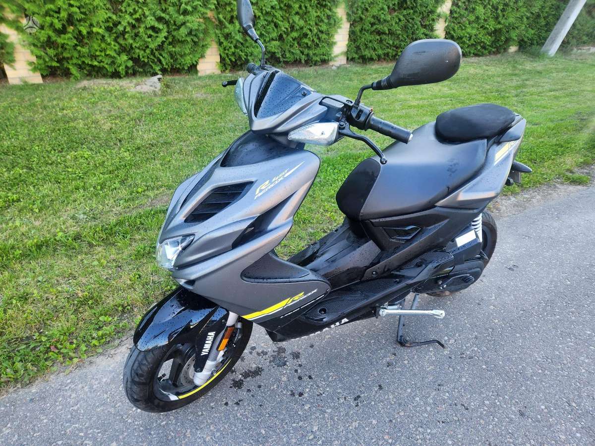 Yamaha Aerox 49cc, scooters / mopeds