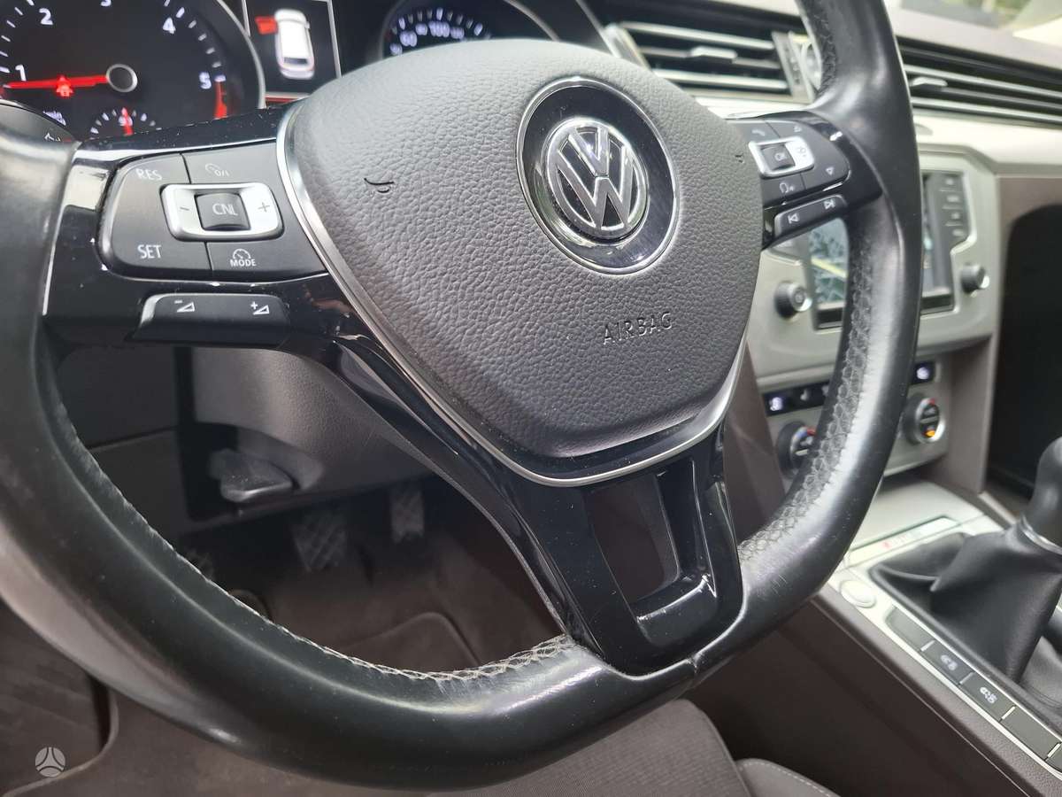 Volkswagen Passat, 2.0 l., Универсал